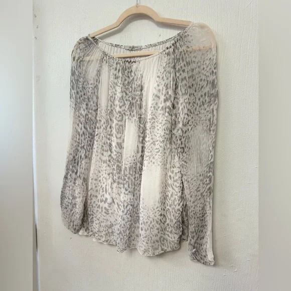 Viola Borghi 100% Silk Italian Cream White Black Gray Leopard Print Blouse S - Picture 3 of 6
